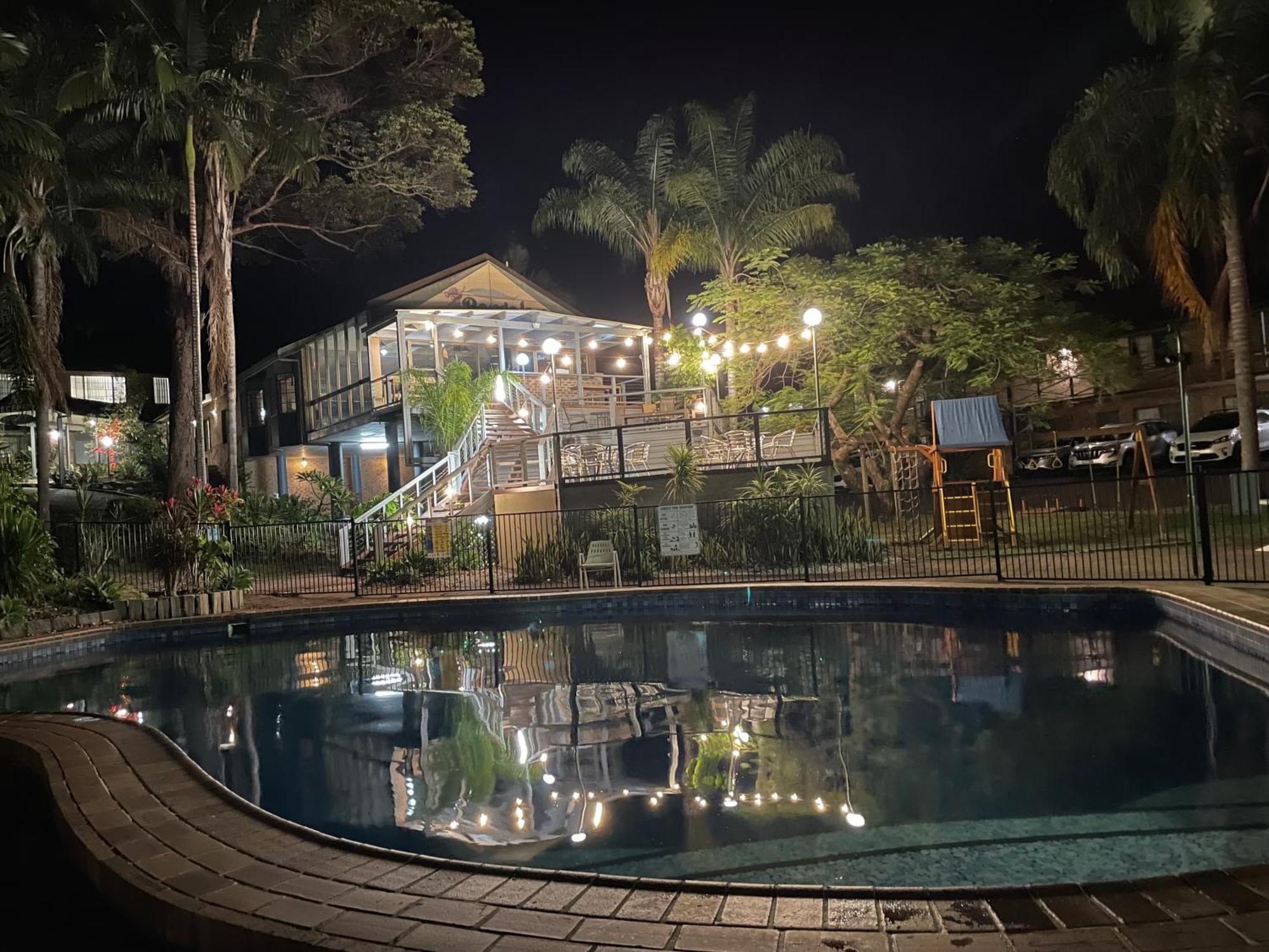 Country 2 Coast Motor Inn קופס הארבור מראה חיצוני תמונה