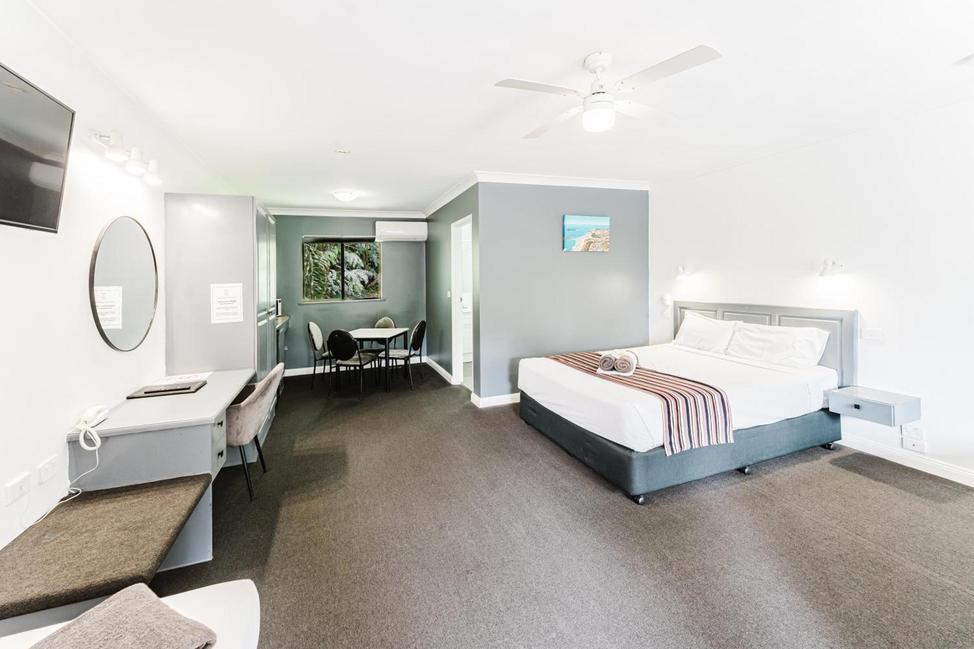 Country 2 Coast Motor Inn קופס הארבור מראה חיצוני תמונה