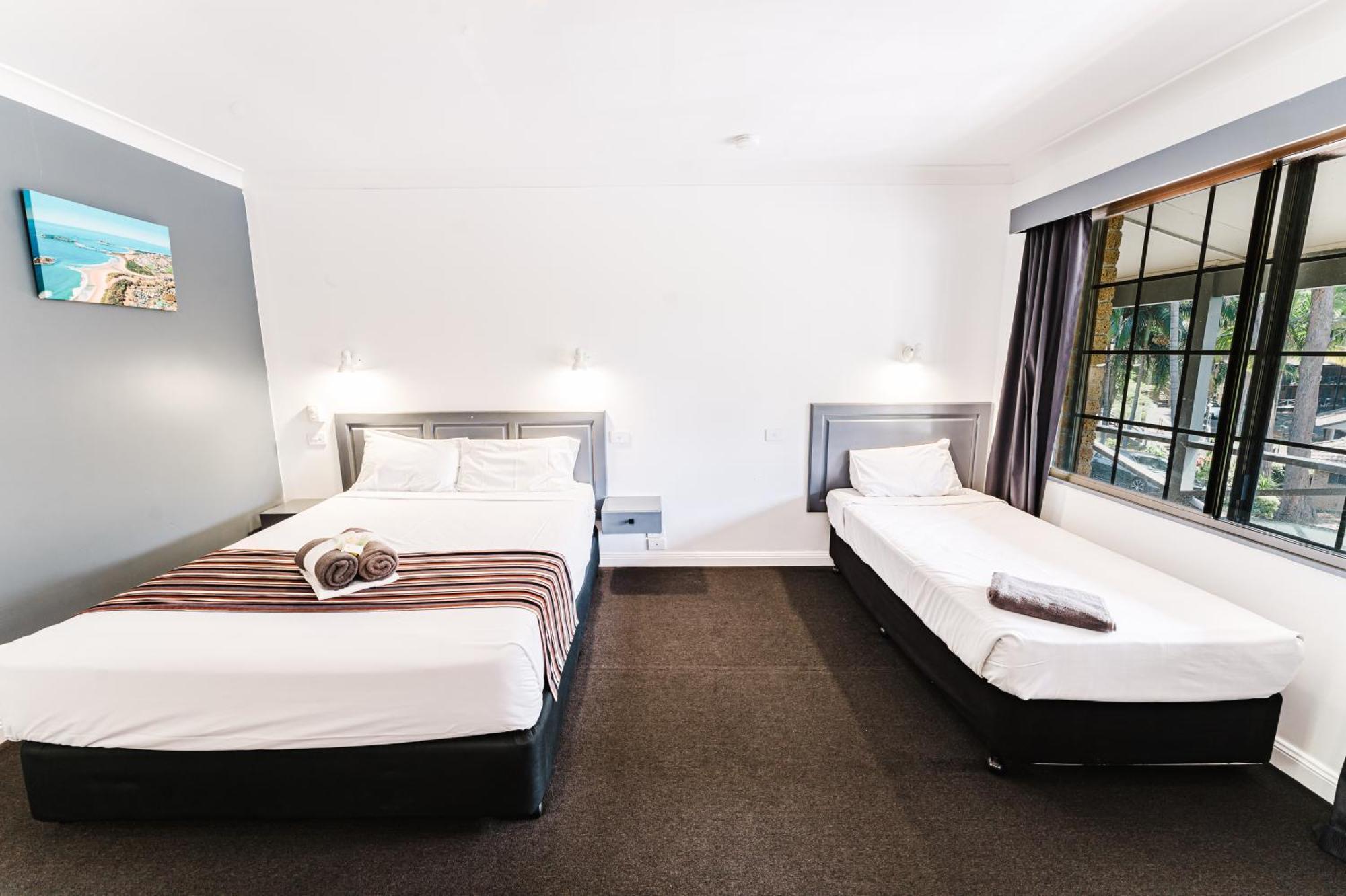 Country 2 Coast Motor Inn קופס הארבור מראה חיצוני תמונה