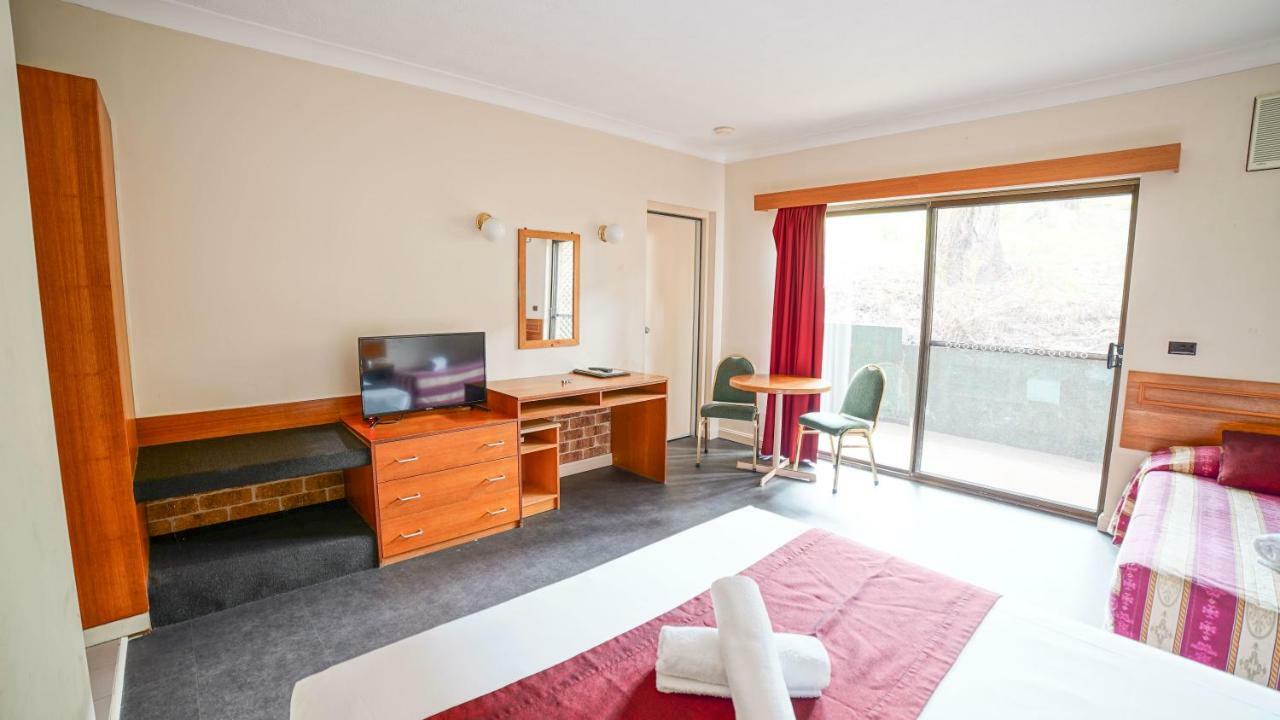 Country 2 Coast Motor Inn קופס הארבור מראה חיצוני תמונה