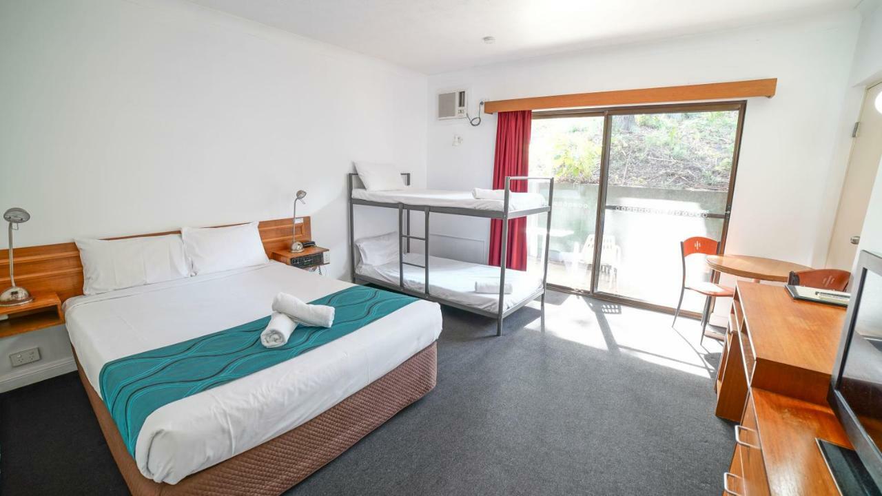 Country 2 Coast Motor Inn קופס הארבור מראה חיצוני תמונה