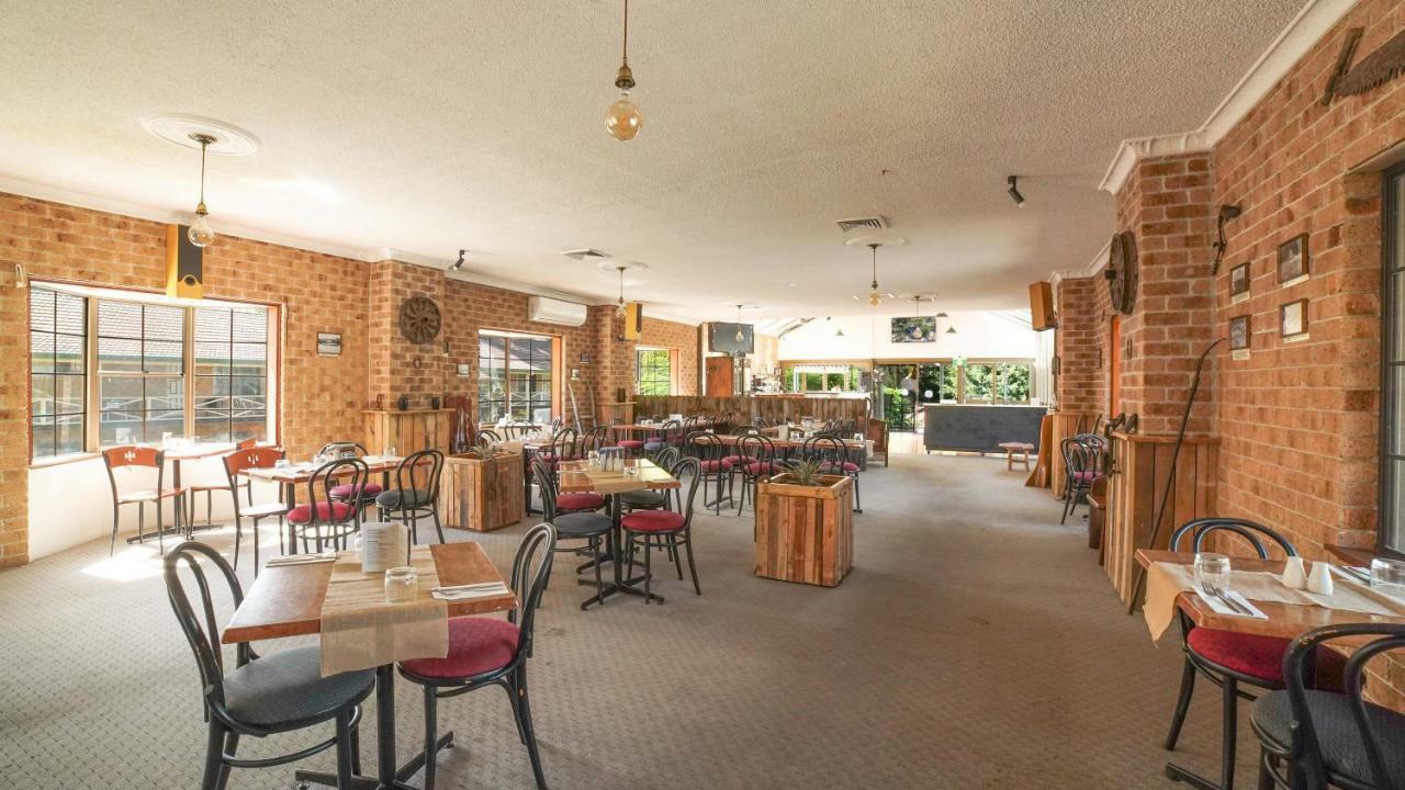 Country 2 Coast Motor Inn קופס הארבור מראה חיצוני תמונה